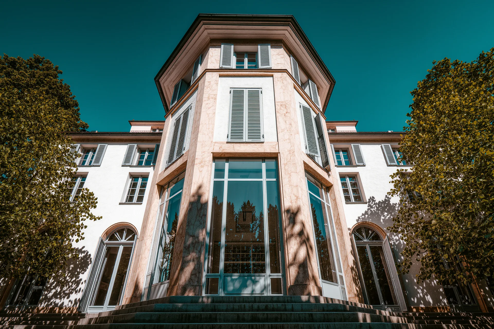 Familienfreundliches Wohnen in der Maxvorstadt: Schulen und Infrastruktur