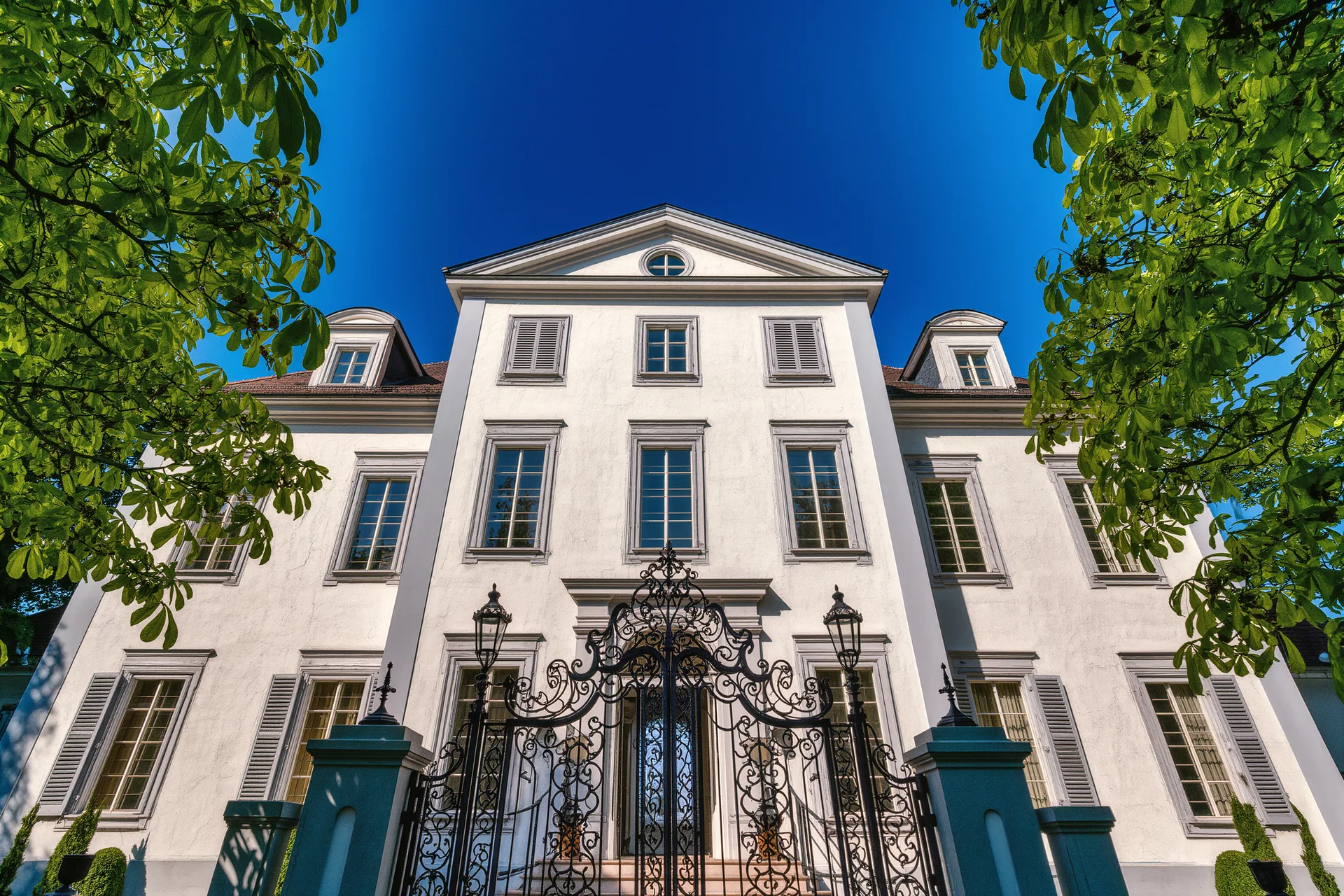 Privatsphäre und Sicherheit: Exklusive Wohnanlagen in München